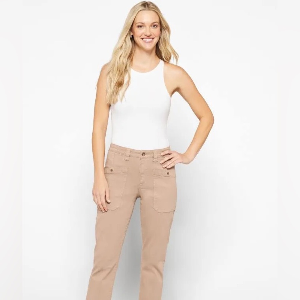 Cosmic Blue Love Cameron High Rise
Relaxed Cuffed Cargo Pants Sz 25